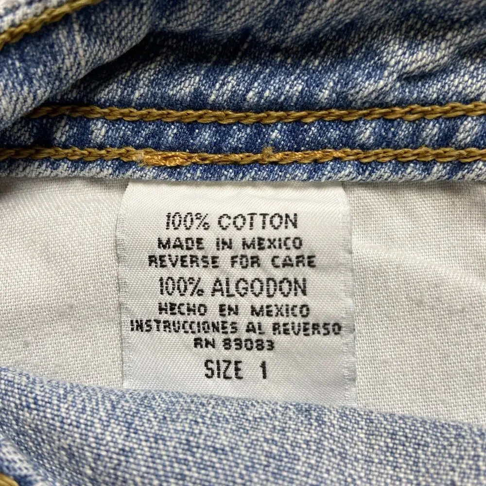 l.e.i. Faded Denim Shorts Women’s Size 1 Light Blue‎ Denim
